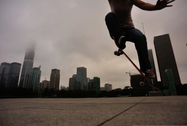 Açık kaykay kaykaycı