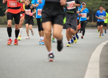 Maraton sporcular Fitness konusunda rekabet