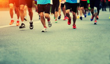 Maraton sporcular Fitness konusunda rekabet