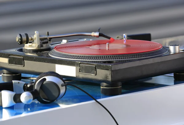 DJ disk a sluchátka — Stock fotografie