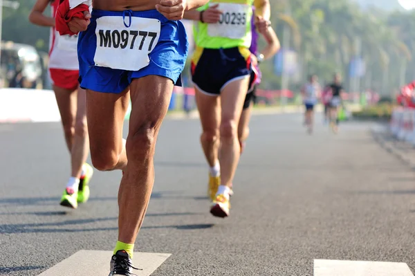 Atletas de maratón compitiendo en fitness — Foto de Stock