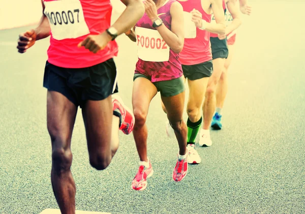 Atletas de maratón compitiendo en fitness — Foto de Stock