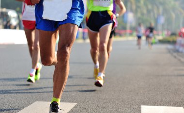 Maraton sporcular Fitness konusunda rekabet