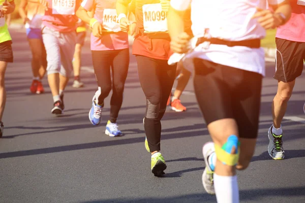 Atletas de maratón compitiendo en fitness — Foto de Stock