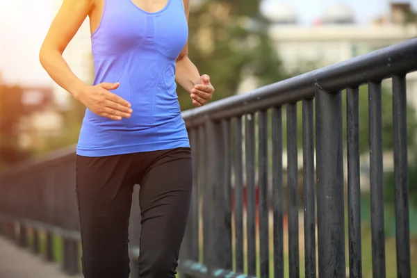 Young fitness woman jogging — Stock Photo, Image