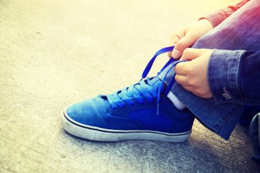 kaykaycı bağlama ayakkabı bağı