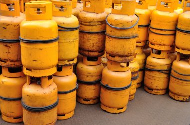 Sarı gaz konteynerler