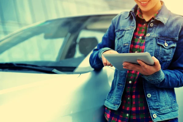 Woman use digital tablet — Stock Photo, Image