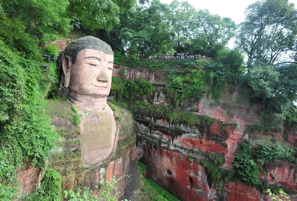 Standbeeld van Boeddha in Leshan — Stockfoto