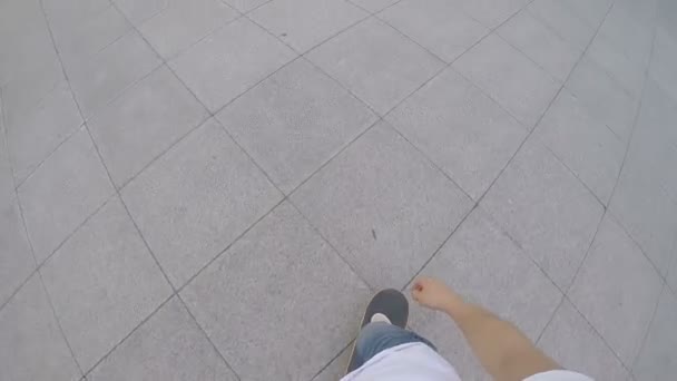 Skateboarder andar de skate — Vídeo de Stock