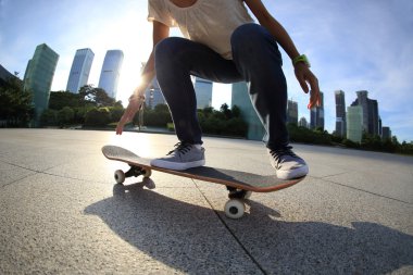 City adlı kaykay erkek