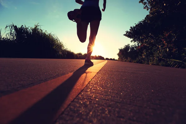 Fitness mulher correndo — Fotografia de Stock