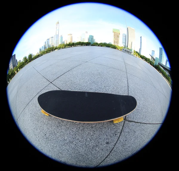 Skateboard on city road — Stock Photo, Image