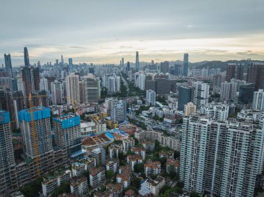 Büyük şehrin havadan görünüşü. Shenzhen mimarisi, Çin