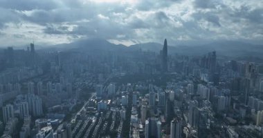 Shenzhen, Çin - 3 Haziran 2022: Shenzhen, Çin 'deki kentsel şehir manzarası