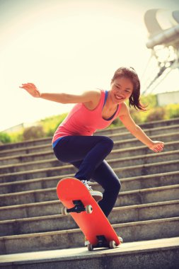 Bayan kaykaycı binme kaykay