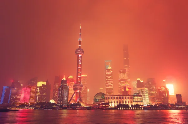 Shanghai skyline at night — Stock Photo, Image