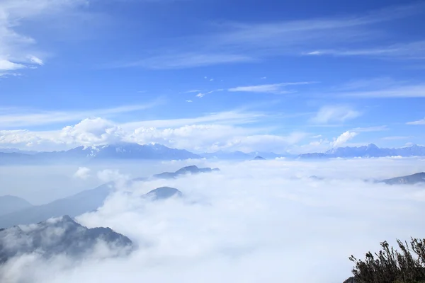 아름 다운 압 연 구름 — 스톡 사진