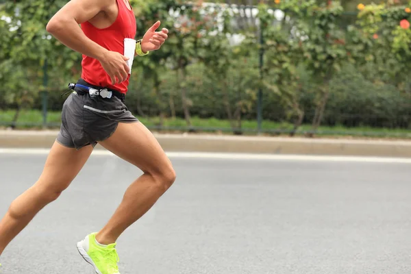 Maratona masculino corredor — Fotografia de Stock