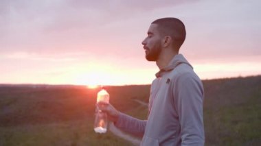 Sahadaki antrenmandan sonra kaçak içme suyu