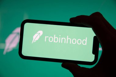 LONDON, İngiltere - Ocak 2021: Robinhood mobil bir cihaz üzerinde finansal yatırım uygulaması