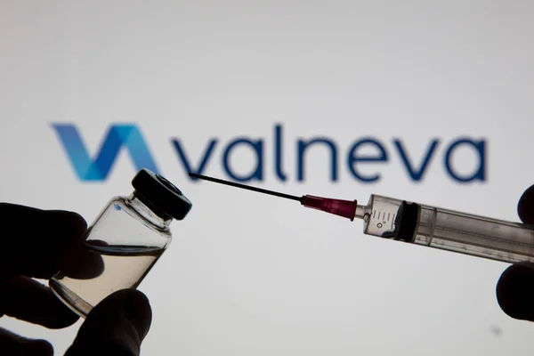 OXFORD, UK - February 2020: Valneva biotech logo with a covid vaccine injection — 스톡 사진