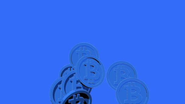 Криптовалютные монеты Bitcoin текут на синем фоне. 3D рендеринг — стоковое видео