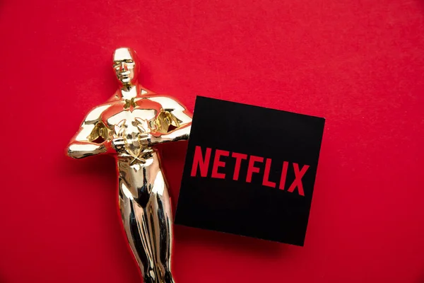 LONDON, UK - KWIECIEŃ 2021: Netflix logo usługi parowania online z nagrodą — Zdjęcie stockowe