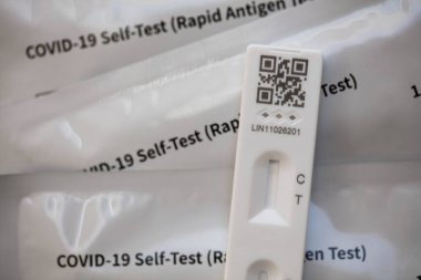 Coronavirus covid-19 antijen test kitini kapatın.