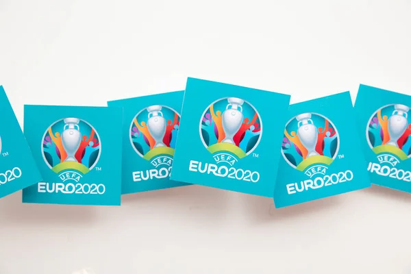 LONDON, Storbritannien - juni 2021: Logotyp för UEFA:s Europamästerskap 2020 — Stockfoto