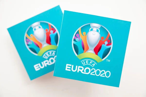 LONDRES, Reino Unido - Junio 2021: Logotipo para el campeonato europeo de la UEFA 2020 —  Fotos de Stock