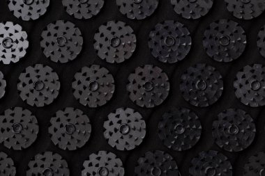 Bir sürü plastik çivili akupunktur paspası. Alternatif terapi ve rahatlama ilacı.