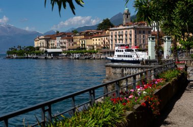 Bellagio Como Gölü eyâletinde kent. İtalyan geleneksel göl köy. İtalya, Europe.