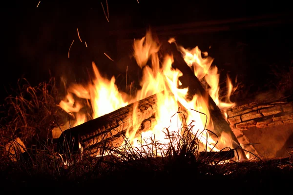 Campfire di notte — Foto Stock