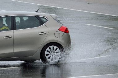 Skid denetim uygulama ve sürüş eğitim - portre