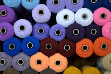 Merinos yün bobinler