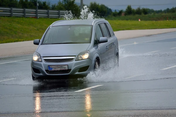 Driving training car - aquaplaning — Stock Photo, Image