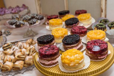 meyveli tatlı seçimi