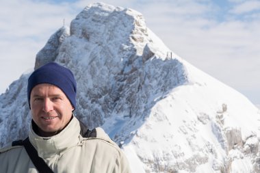 Adamın önünde buzul - Avusturya