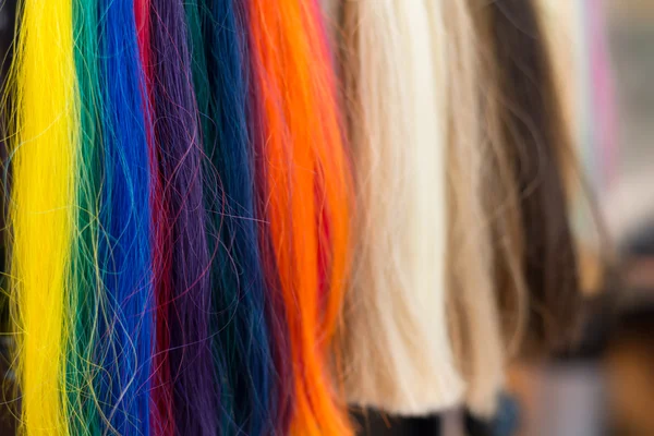 Colorful hair in a hair salon — Stock Photo, Image