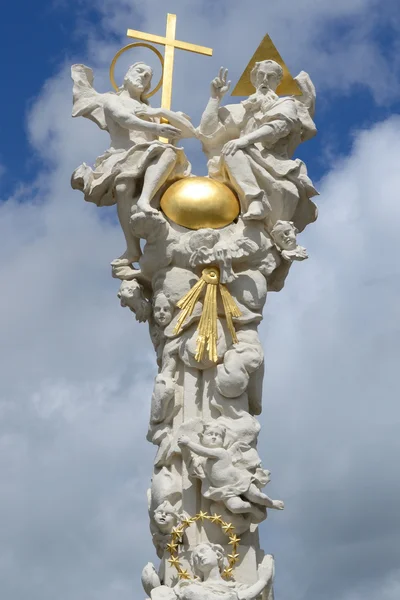 Columna de la Santísima Trinidad en la plaza principal Rohrbach - Austria —  Fotos de Stock