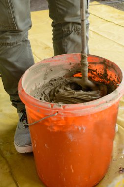 Fayans yapıştırıcı karışık