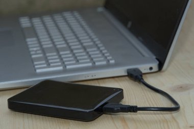 Laptoptan harici depolama diskine veri yedeklemesi - sabit diske yedekleme