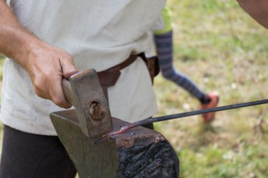 Demirci, metal işleme