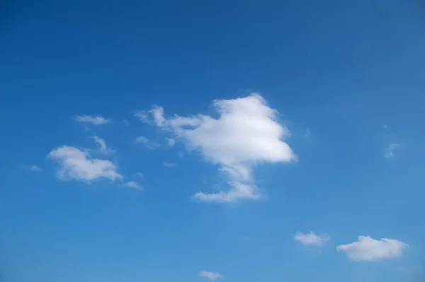 Texture di cielo blu con nube — Foto Stock