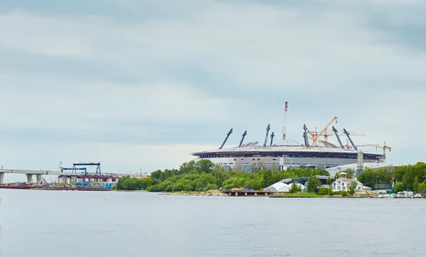 Russia, St. Petersburg, 19.06.2015: Construction New Zenit Stadi — Stockfoto