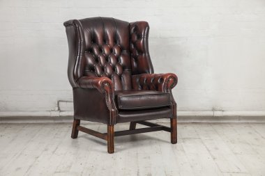 kahverengi chesterfield