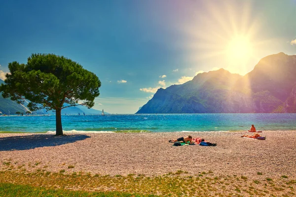 Riva Del Garda Lago Garda Itália Junho 2020 Pessoas Que — Fotografia de Stock