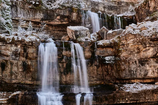 Bela Cachoeira Vallesinella Madonna Campiglio Outono Parque Nacional Adamello Brenta — Fotografia de Stock