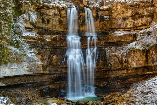 Vackra Vattenfall Vallesinella Madonna Campiglio Hösten Nationalpark Adamello Brenta Trentino — Stockfoto